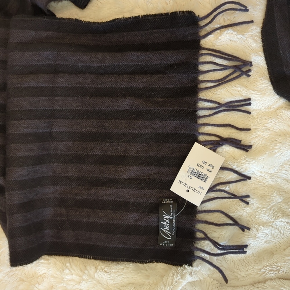 Black Cashmere Scarf Unisex Chelsey by Joseph